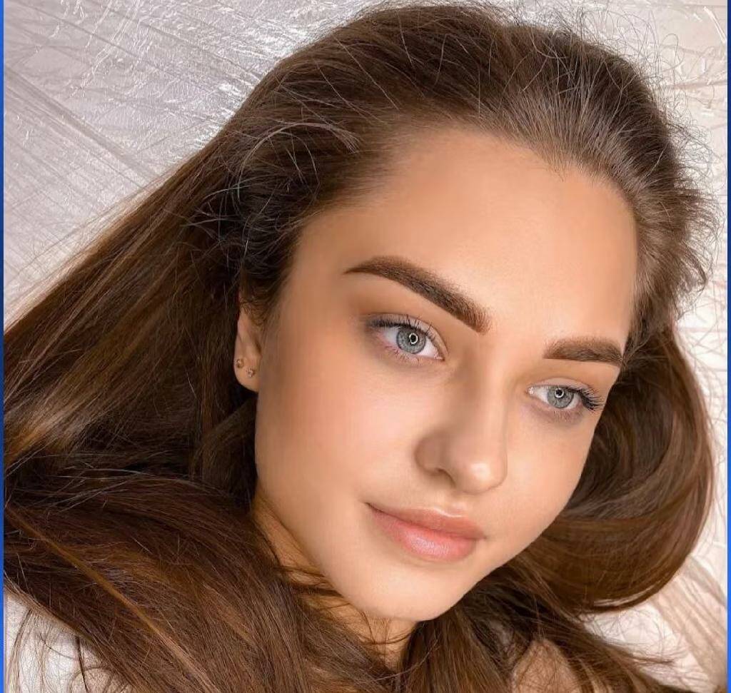 Татуаж бровей (пудровое напыление)