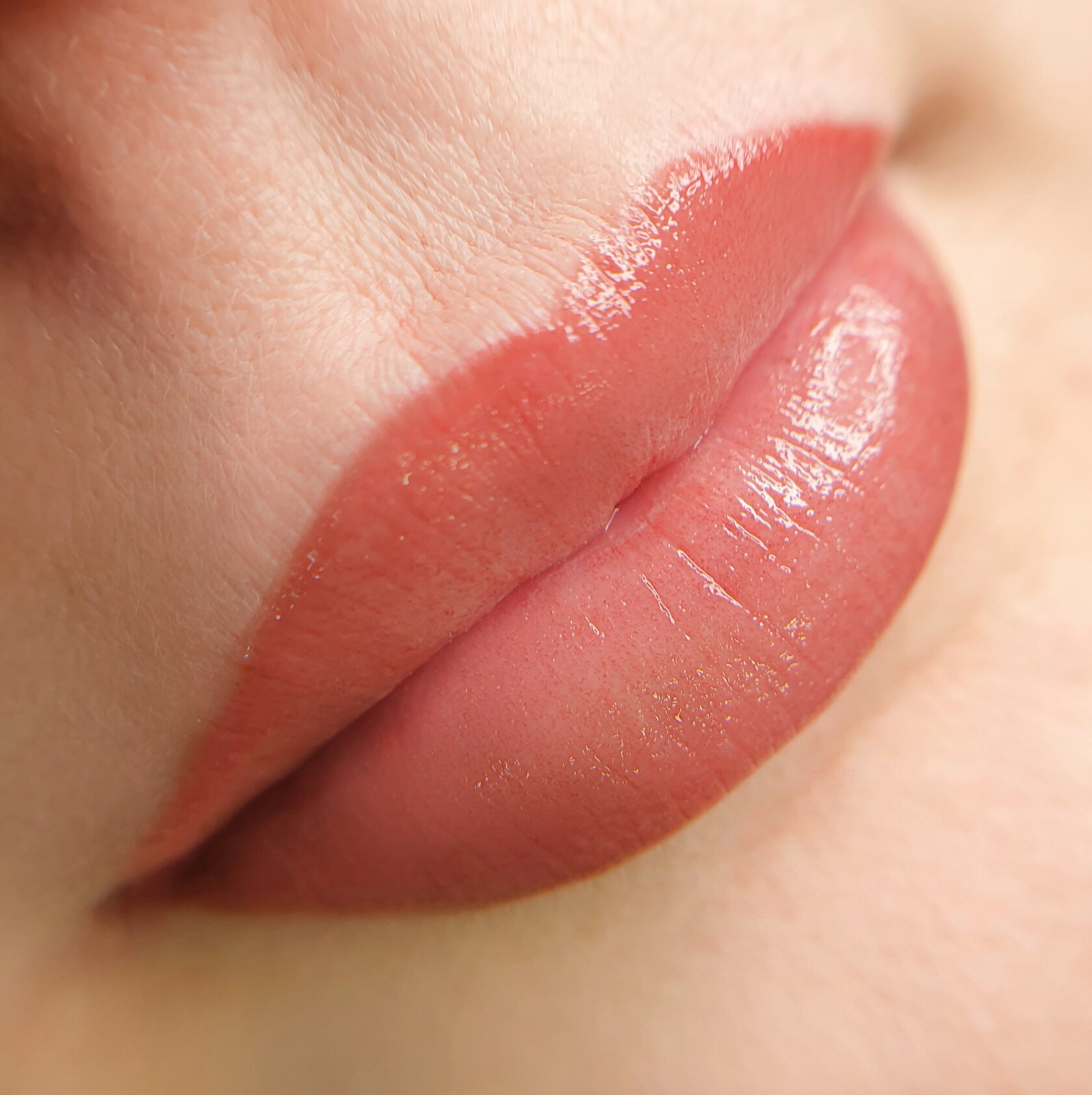 Губы: помадный прокрас